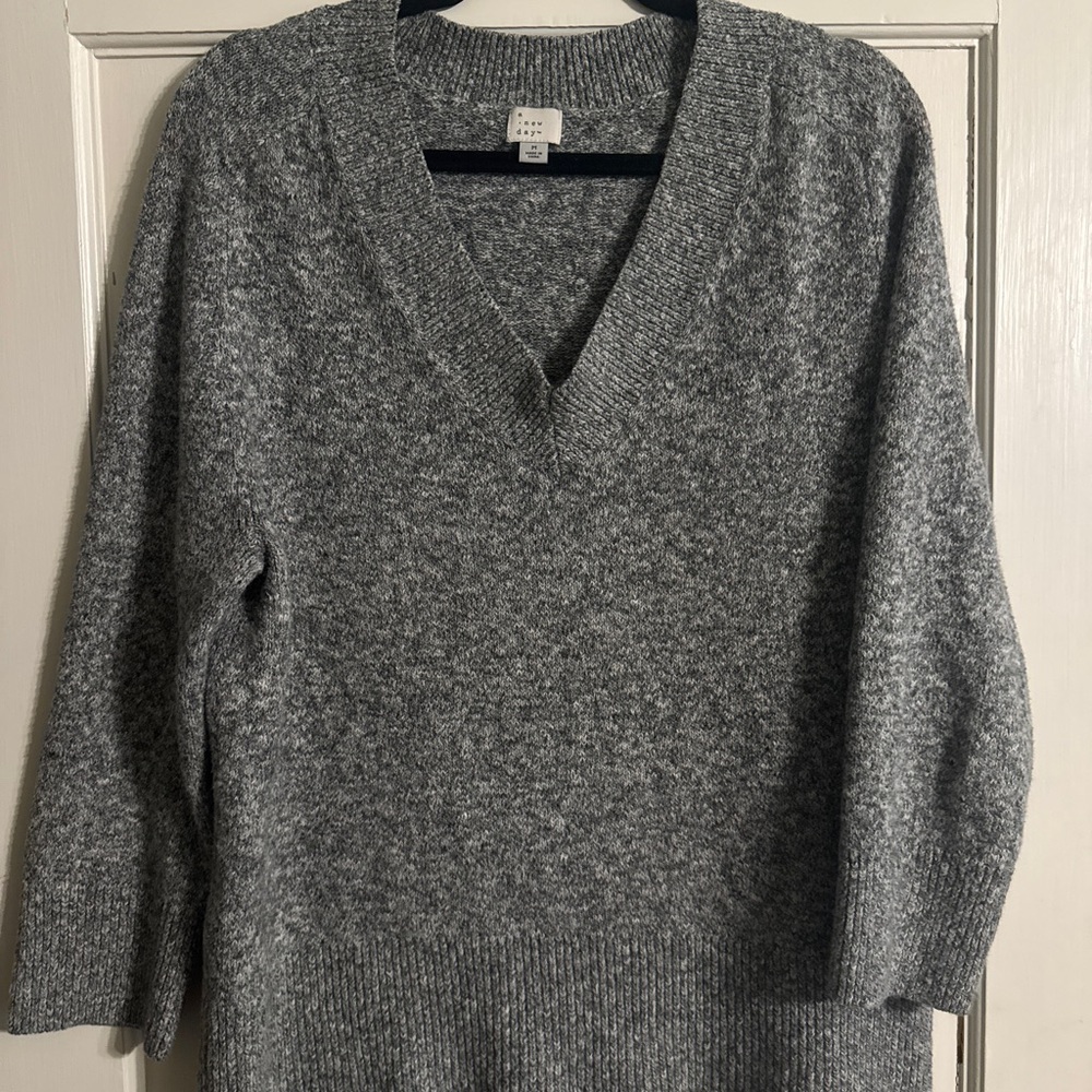 A new day Women's Sweater medium